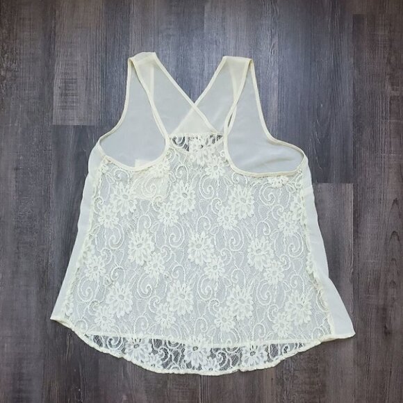 Lace Back Tank Top - Picture 5 of 6